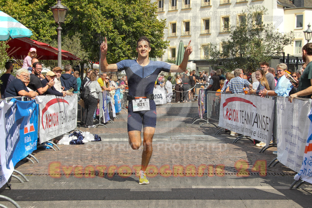 250824_1459_EV4_2474 | Sportfotografie im Rhein-Sieg Kreis, Köln, Bonn, NRW, Rheinland Pfalz, Hessen, etc. Unser Tätigkeitsfeld umfasst den Laufsport vom Volkslauf über den Marathon, Duathlon, Triathon bis zum Ultralauf wie Kölnpfad Ultra oder Schindertrail.