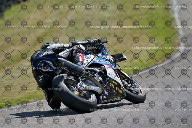 26BT02-1316 | markuskiefer.com - Realisiert mit Pictrs.com
