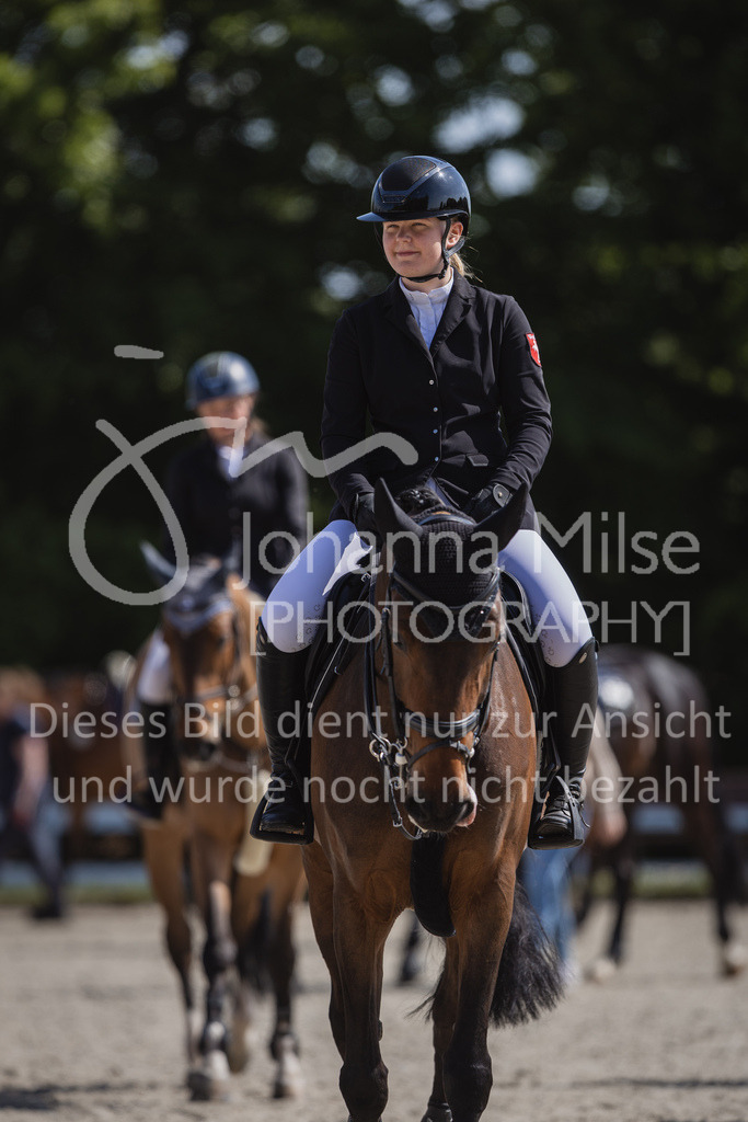 230519_MayDays_Stil-A2-U25-106 | Deine schönsten Turniermomente als professionelle Fotos! Entdecke hochwertige Pferdesport-Fotografie im Online-Shop. Jetzt Fotos finden & bestellen!