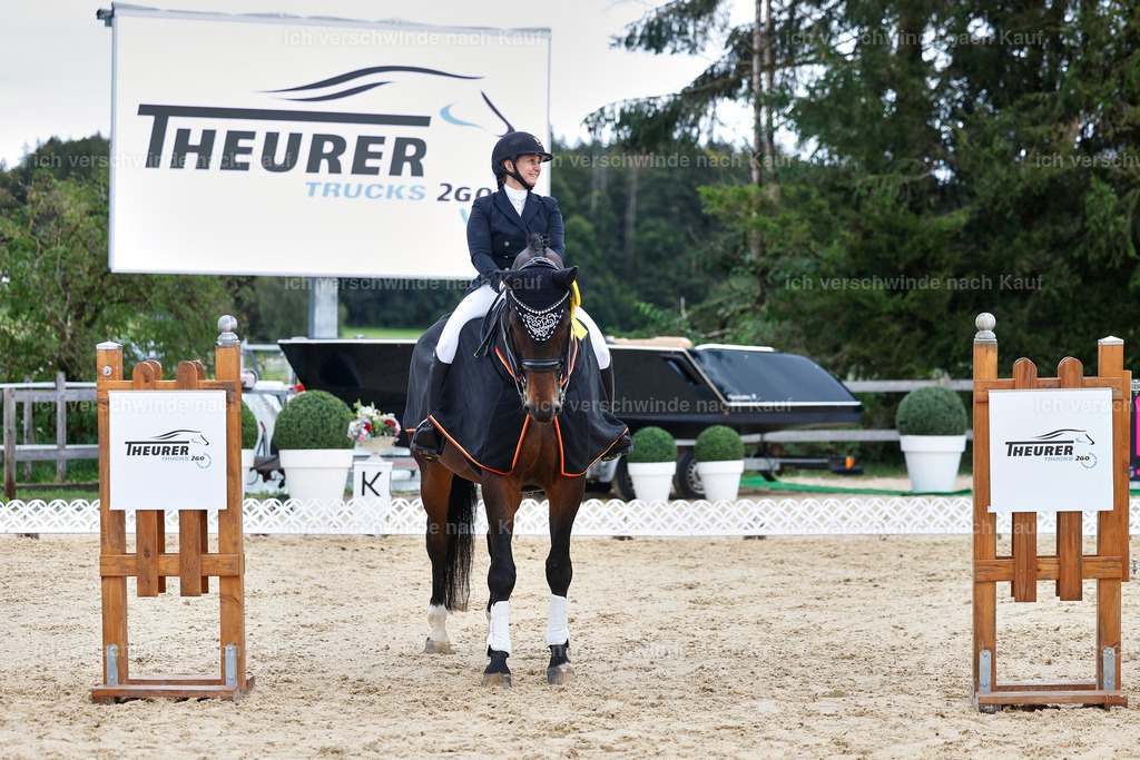 6-Siegerehrung-AMATUER-DRESSUR S_  -StoibPH-3632 | working equitationturnier fotograf videograf stoibphotography marixx film working equitation deutschland reitsport turnierfotografie eventfotografie equestrian events