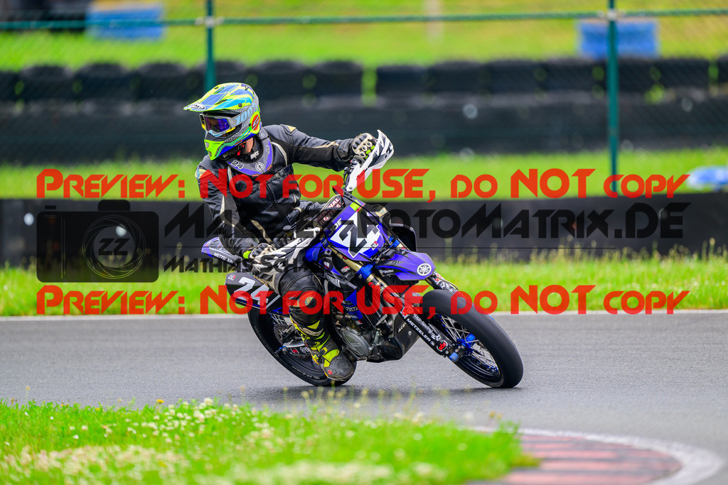 MaZZes_FotoMatrix_240622_6007705_5052 | UE40