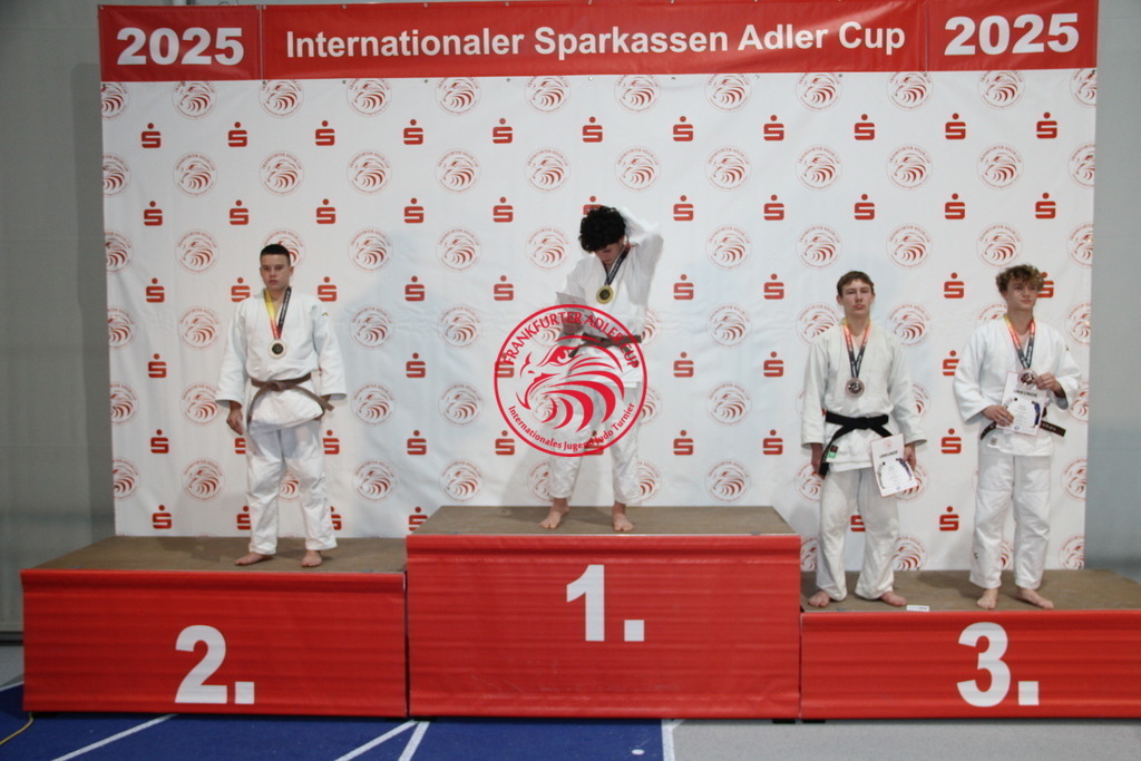 IMG_9824 | Fotos vom Adler Cup - Pictures from Adler Cup

Hier findet Ihr alle Eindrücke und großen Momente der Adler Cup Wochenenden. Here you will find all impressions and great moments of the Adler Cup weekends. - Realisiert mit Pictrs.com