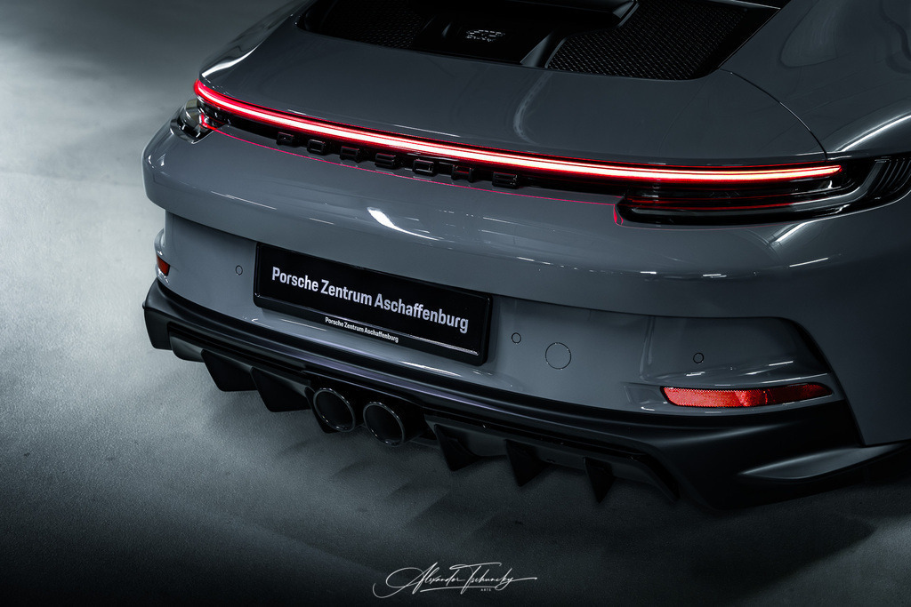 911 GT3 Touring Clausi | Entdecken Sie die faszinierende Welt von Alexander Tschuncky Arts: Kreative Fotografie, atemberaubende Automobilkunst und hochwertiger Bilderdruck. Lassen Sie sich inspirieren! - Realisiert mit Pictrs.com