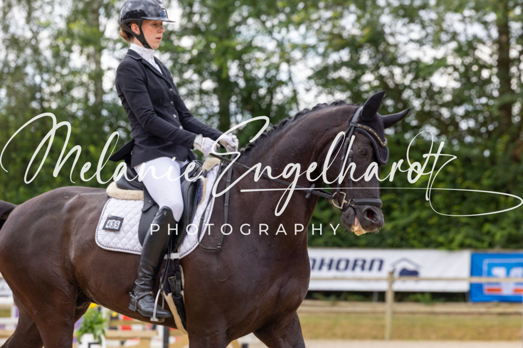 7I8A4393 | melanie-engelhardt-photography - Realisiert mit Pictrs.com