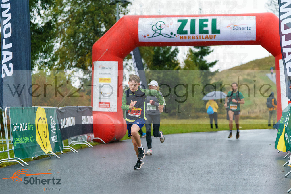 50Hertz-Zielbilder Herbstlauf | Rennsteig-Herbstlauf am 5. Oktober 2025 - Neuhaus/Rwg. nach Masserberg