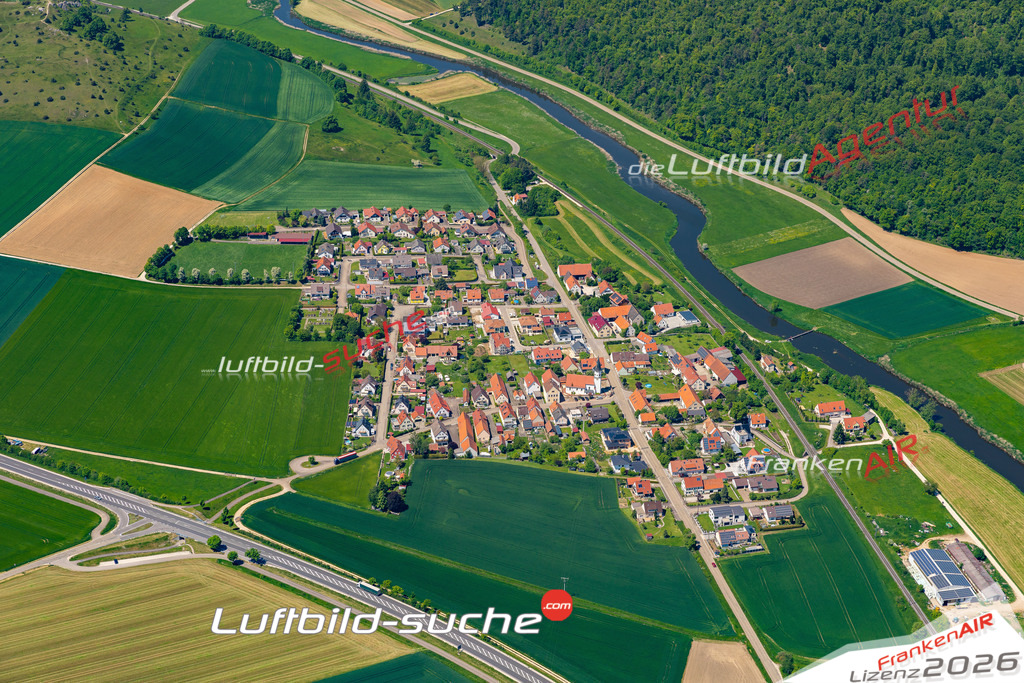 Die Luftaufnahme Hoppingen - Harburg wurde 2021 mittels Flugzeug (keine Drohne) erstellt. Hohe Auflösung -für große Poster und Wandbilder geeignet!