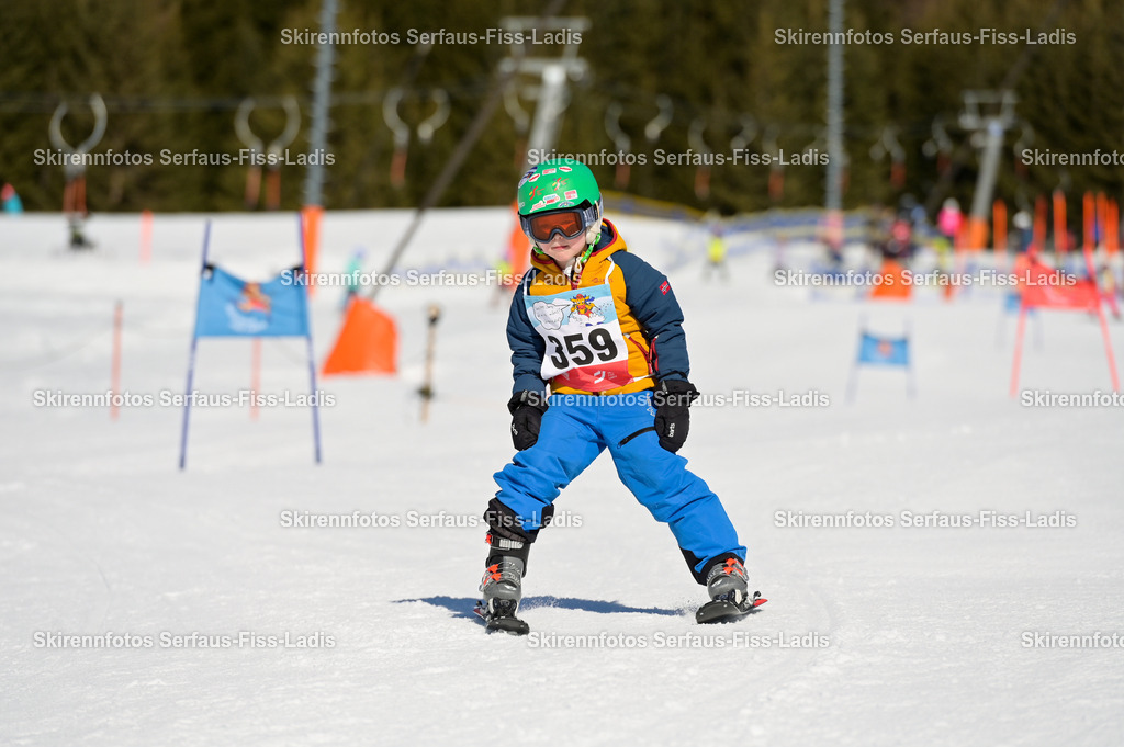 SRF_27.02.2026_132 | Skirennfotos,Serfaus,Fiss,Ladis,Kinderskirennen,Winter,Tirol,Oberland,skirace,SFL,feelfree,weil wir's genießen,ski,Ski,skifahren,Sonnenplateau, - Realisiert mit Pictrs.com