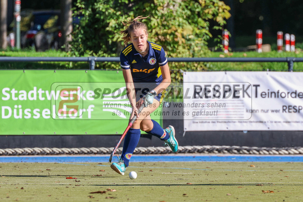 MJ_2022-10-09_Damen_DSD-Braunschweig-19 | Fenja-Sophie Rees (Eintracht Braunschweig #26), DSD Düsseldorf - Eintracht Braunschweig am 9.10.2022 in der Hockeyanlage DSD, Düsseldorf
