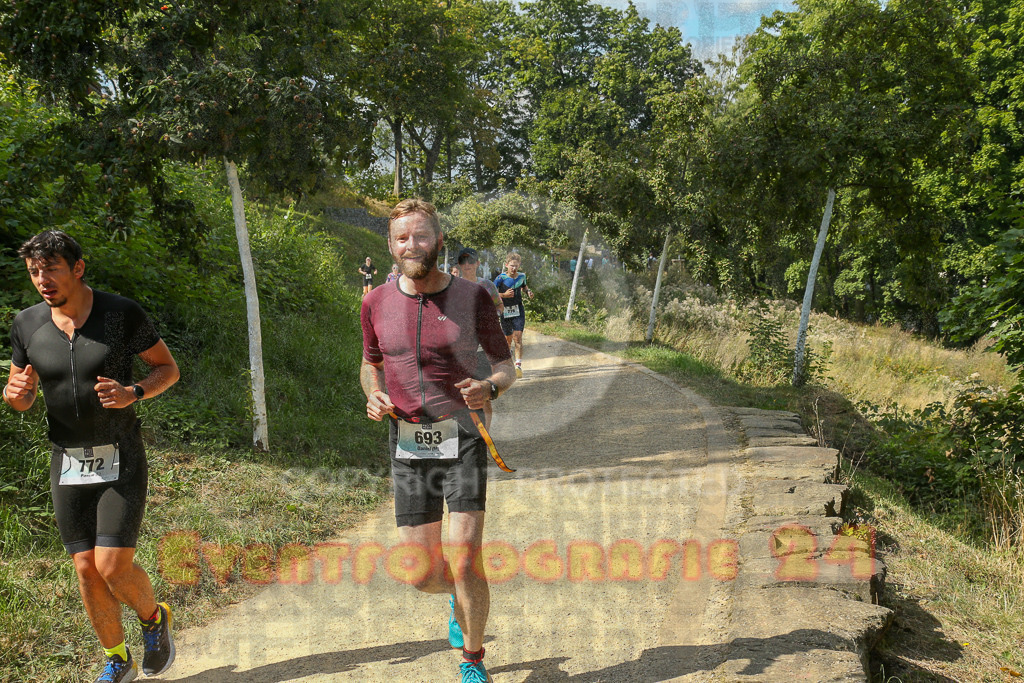 250824_1455_EX1_8022 | Sportfotografie im Rhein-Sieg Kreis, Köln, Bonn, NRW, Rheinland Pfalz, Hessen, etc. Unser Tätigkeitsfeld umfasst den Laufsport vom Volkslauf über den Marathon, Duathlon, Triathon bis zum Ultralauf wie Kölnpfad Ultra oder Schindertrail.