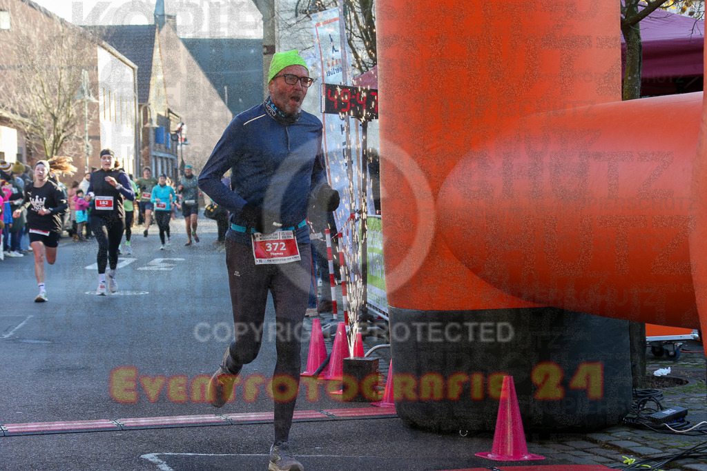 241201_1226_EX1_2093 | Sportfotografie im Rhein-Sieg Kreis, Köln, Bonn, NRW, Rheinland Pfalz, Hessen, etc. Unser Tätigkeitsfeld umfasst den Laufsport vom Volkslauf über den Marathon, Duathlon, Triathon bis zum Ultralauf wie Kölnpfad Ultra oder Schindertrail.