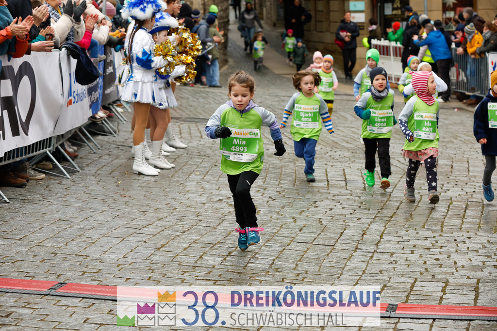 400m AOK Junior Cup | 3 Koenigslauf 2024 400m AOK Junior Cup - Realisiert mit Pictrs.com