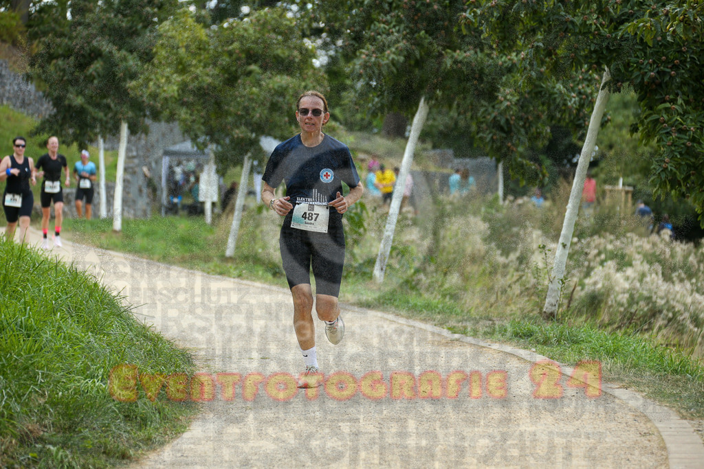 250824_1408_EX1_5130 | Sportfotografie im Rhein-Sieg Kreis, Köln, Bonn, NRW, Rheinland Pfalz, Hessen, etc. Unser Tätigkeitsfeld umfasst den Laufsport vom Volkslauf über den Marathon, Duathlon, Triathon bis zum Ultralauf wie Kölnpfad Ultra oder Schindertrail.