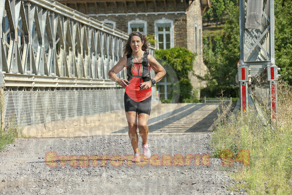 240831_1240_EX1_8829 | Sportfotografie im Rhein-Sieg Kreis, Köln, Bonn, NRW, Rheinland Pfalz, Hessen, etc. Unser Tätigkeitsfeld umfasst den Laufsport vom Volkslauf über den Marathon, Duathlon, Triathon bis zum Ultralauf wie Kölnpfad Ultra oder Schindertrail.
