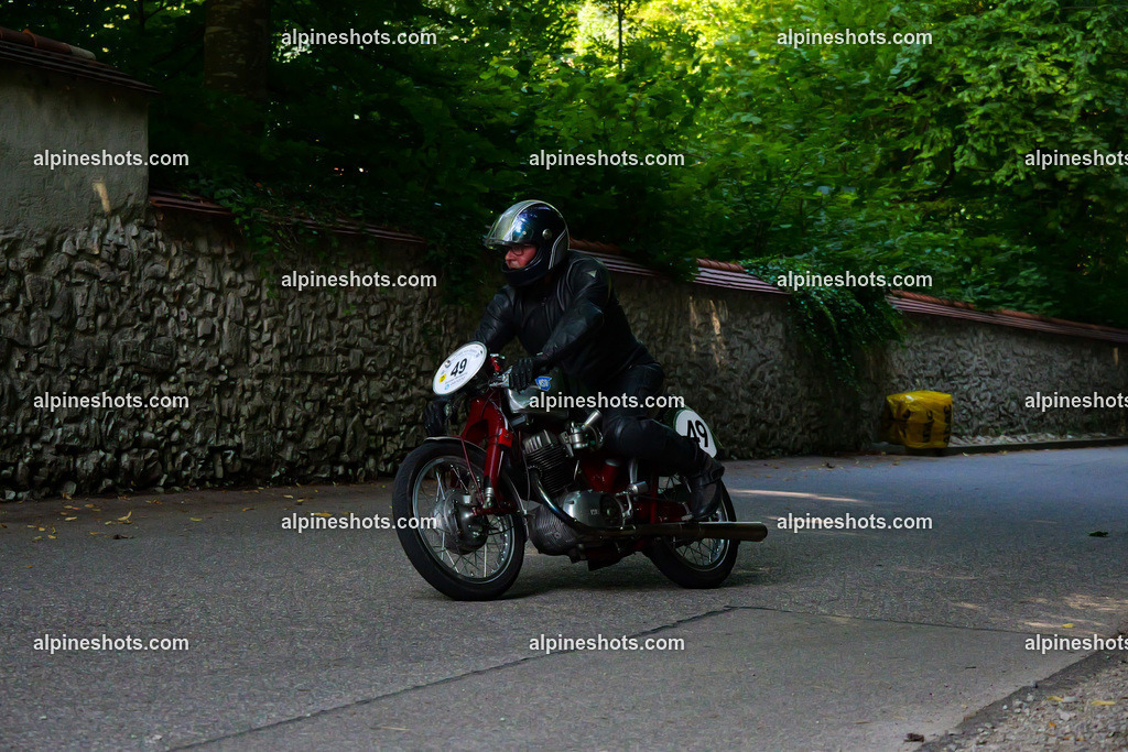 P1015420 | Erleben Sie atemberaubende, hochqualitative Fotos Ihrer Fahrt entlang der malerischen Alpenstraßen. Besuchen Sie alpineshots.com, um professionelle Aufnahmen Ihrer unvergesslichen Reise zu finden und zu kaufen - Realisiert mit Pictrs.com