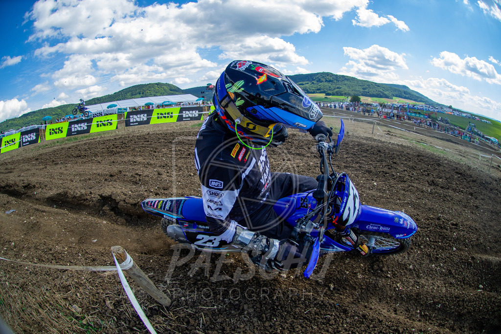 Yami (174) | Paeschuphoto Shop - Wer nicht sucht der auch nicht findet.Ob Motocrossbilder oder von einem besuchtem Spiel, Hauptsache Action. - Realisiert mit Pictrs.com