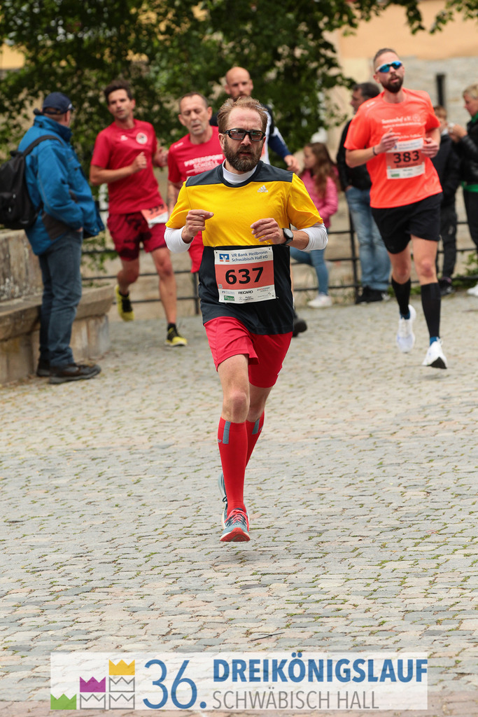 VR Bank Hauptlauf 10km | 3königslauf 2022 VR Bank Hauptlauf - Realisiert mit Pictrs.com