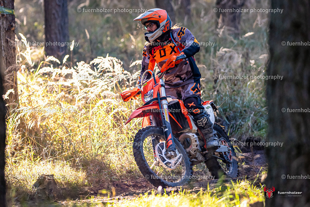 fuernholzer_251026-C2-55 | Fotografische Impressionen von der Red Stag Enduro Extreme by fuernholzer-photography.com. Endurosport in Österreich fotografisch festgehalten von fuernholzer. Auftragsfotografie für Private, Gewerbefotos und Industriefotografie. Eventfotografie, Sportfotografie und Motorsportfotografie. Anbieter von Fotoworkshops, Fototraining, fotografischen Vorträgen und Fotoseminaren.