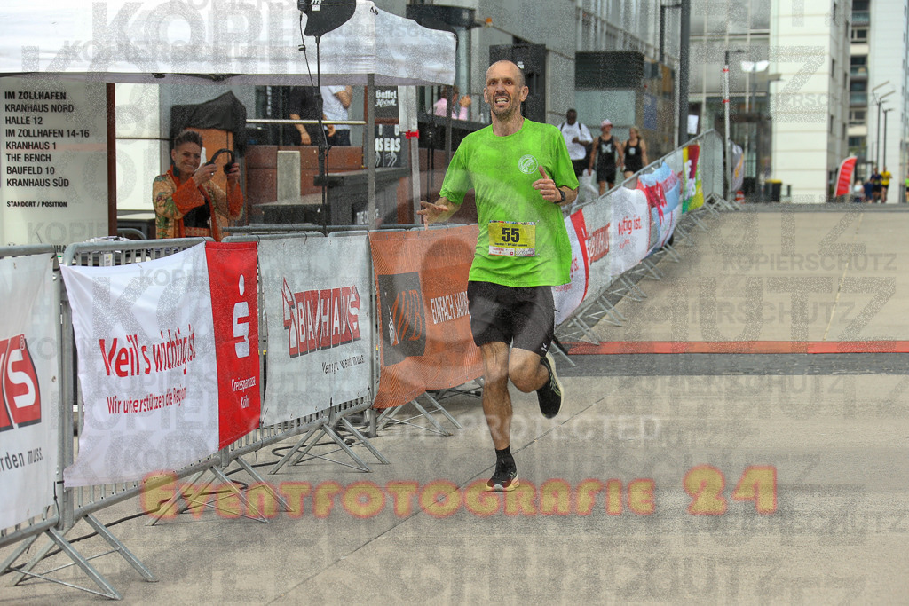250920_1320_EX1_4077 | Sportfotografie im Rhein-Sieg Kreis, Köln, Bonn, NRW, Rheinland Pfalz, Hessen, etc. Unser Tätigkeitsfeld umfasst den Laufsport vom Volkslauf über den Marathon, Duathlon, Triathon bis zum Ultralauf wie Kölnpfad Ultra oder Schindertrail.