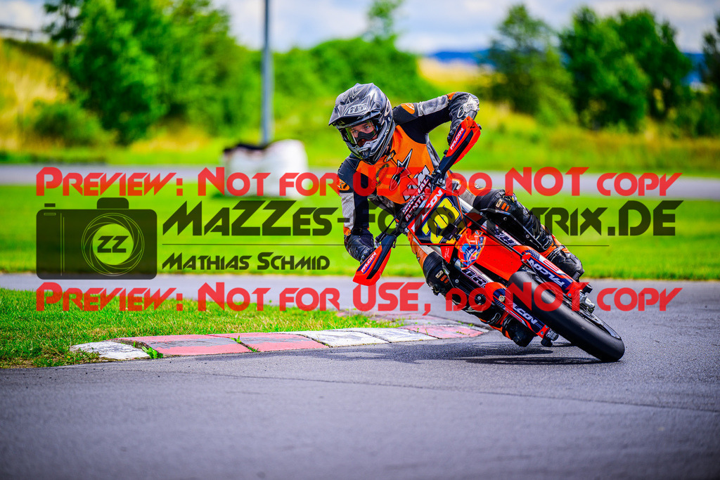 MaZZes_FotoMatrix_240713_6021986_7543 | S2