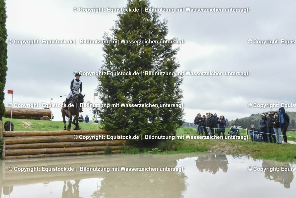 20230513_CCI2_Section2_Gelände_0188 | equistock