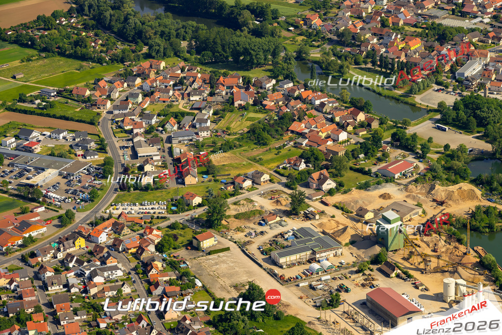 Das Luftbild zeigt  Sand am Main - Die Luftaufnahme wurde 2023 vom UL-Flugzeug aus erstellt ( keine Drohne ) - Hochauflösende Luftaufnahme - Für grossformatige Ausdrucke geeignet. Die Geschenkidee !Mit Lizenz und Bildrechte bestellbar