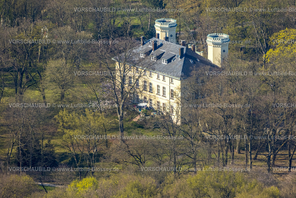 Luenen250403900 | Luftbild, Schloss Schwansbell mit zwei Türmen, ehemaliger Rittersitz der Herren von Schwansbell, Horstmar, Lünen, Ruhrgebiet, Nordrhein-Westfalen, Deutschland