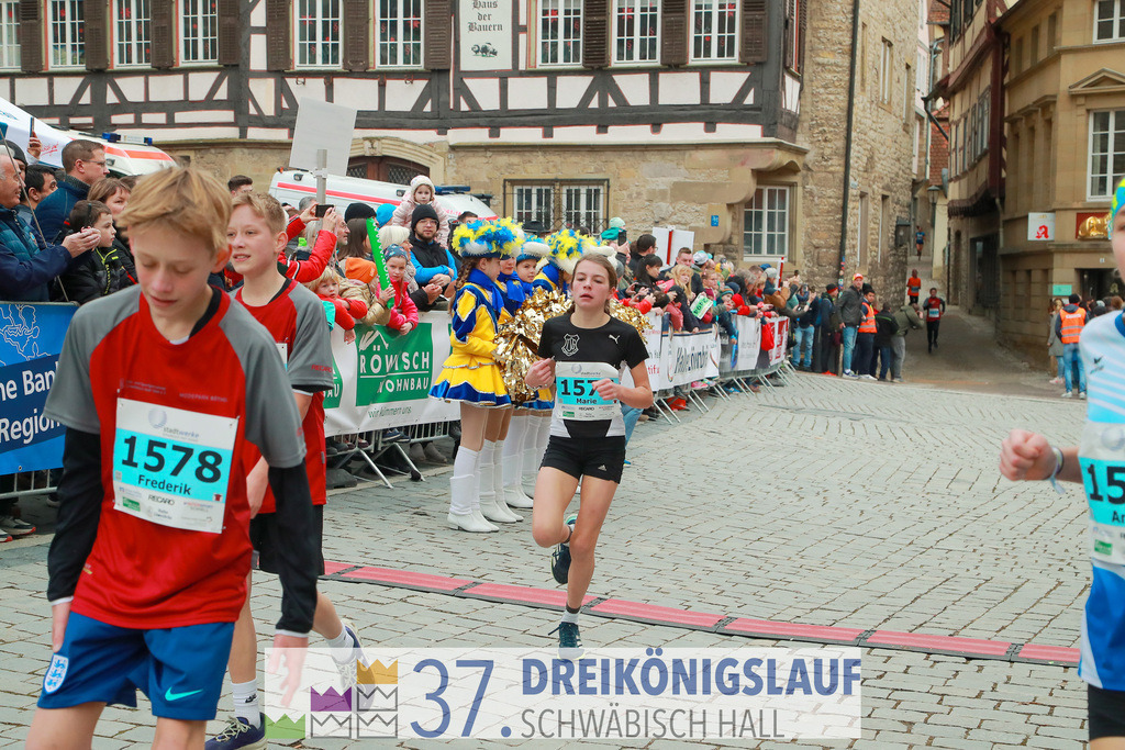 Stadtwerke Jugendlauf 1700m | 3 Koenigslauf 2023 - Realisiert mit Pictrs.com