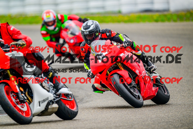 MaZZes_FotoMatrix_240804_6007705_3282 | Fotograf Mathias Schmid
Sportfotograf,
Eventfotograf,
Hochzeitsfotograf,
Portraitfotograf