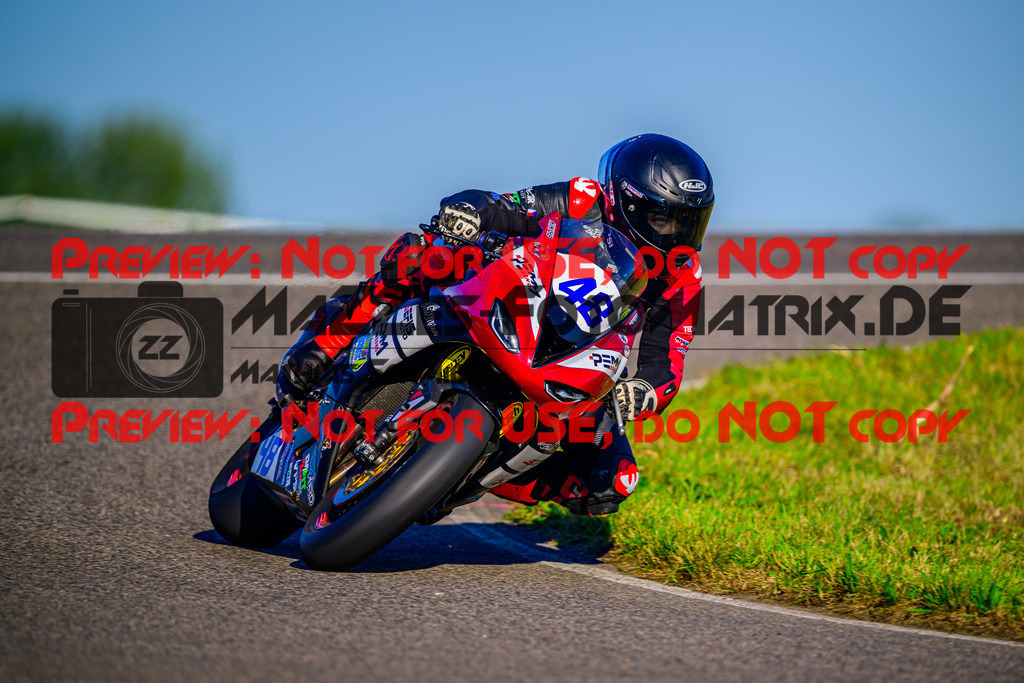 STK600 | Fotograf Mathias Schmid
Sportfotograf,
Eventfotograf,
Hochzeitsfotograf,
Portraitfotograf