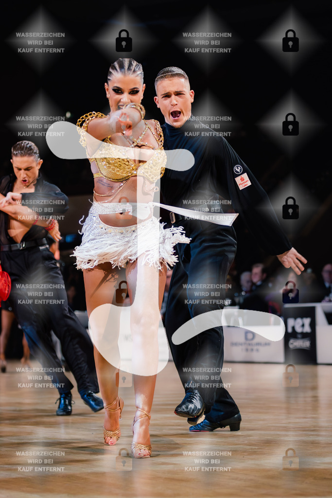 Goldstadtpokal 2025 - WDSF World Open Latin 11th (37) Vlad-Alexandru Visan _ Nicole Sokolow (Schwarz Weiß Club Pforzheim)-2025-01-25-9527 | Webshop for digital downloads and prints of dance sport, event & show photographer Julian Link - Realisiert mit Pictrs.com