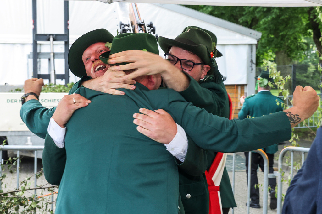 top-top.de 240601-140 | Foto, Video, Fotografie, Videografie, Fotobox, DJ, Discjockey, Musik, Musikbox, Veranstaltung, Photobooth, Amazon, Ebay, Buchtipp, Bestseller, Autor, Verlag, Buch, Wesel, Hamminkeln, NRW, Dinslaken, Rees, Drohne, Hochzeit, Party, Fotobox, Wesel, Fotograf