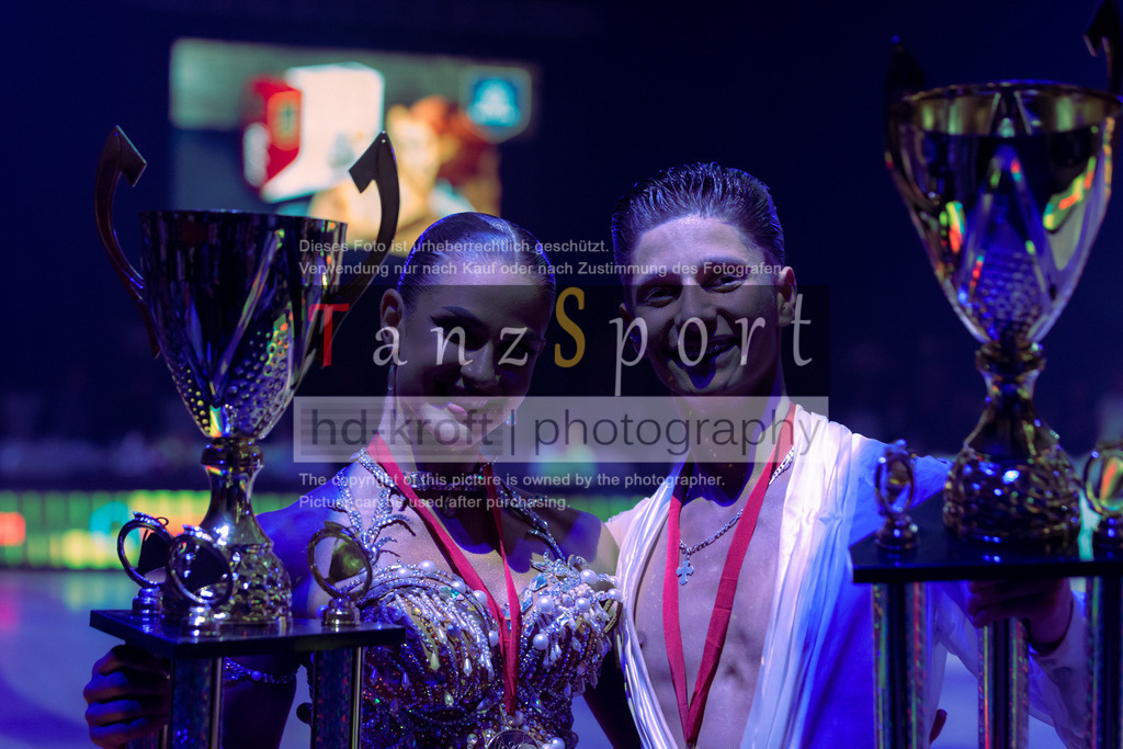 IMG_8678 | Tanzsportbilder, Standardtanz, Lateintanz, WDSF, DTV, LTVB, dancecomp, goc, hessen tanzt, blaues band der spree, walzer, tango, wiener walzer, slowfox, quickstepp, samba, rumba, cha-cha-cha, paso doble. jive, hd-kroft photography, turniertanzsport