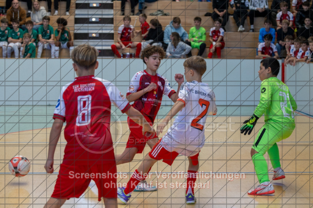 20251213_110248_0383 | FC Bayern München - SGM Do/Rei U13 227. internationaler Prinzing Junior Cup in der Donzdorfer Lautertalhalle - 13.12.2025,Foto: PhotoPeet-Sportfotografie/Peter Harich
