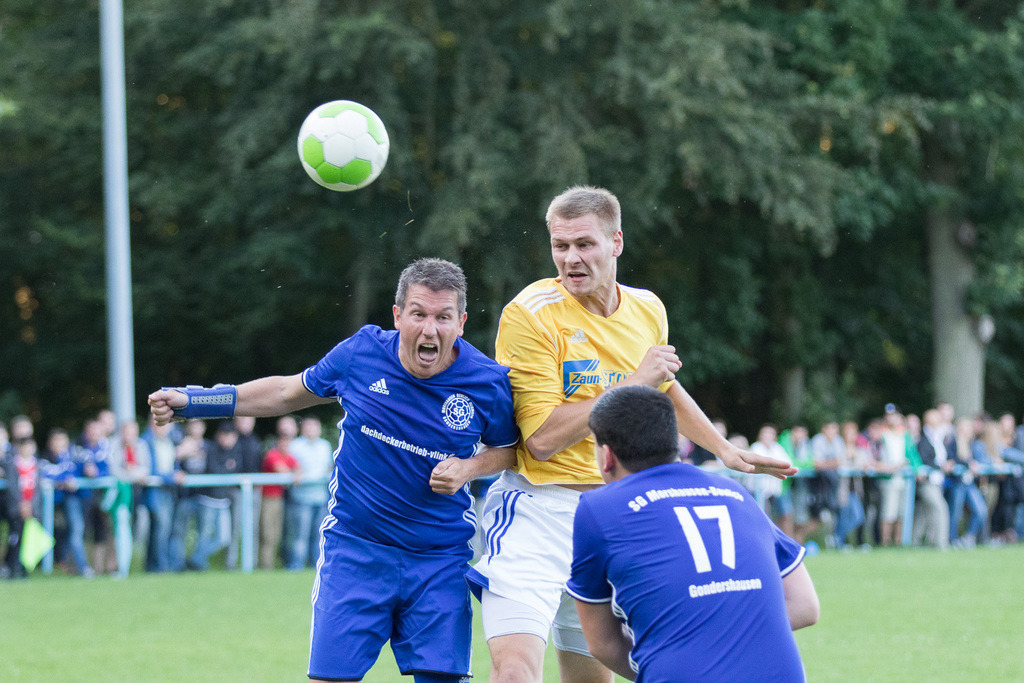 SG Morshausen - TSV Emmelshausen | Sportfotografie Hermann-Josef Stoffel - Realisiert mit Pictrs.com