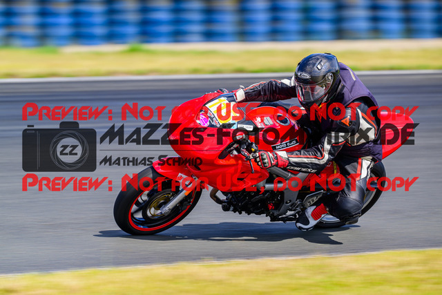 MaZZes_FotoMatrix_240724_6007705_1541 | GELB