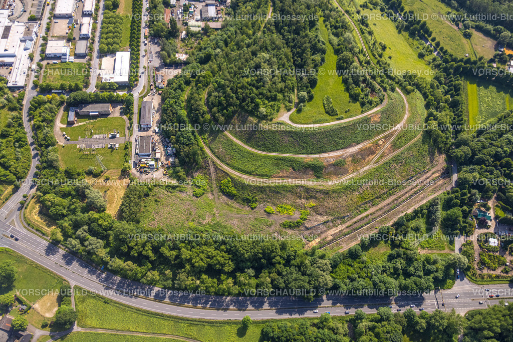 Gladbeck220501505 | Luftbild, brennende Halde Graf Moltke, Brauck, Gladbeck, Ruhrgebiet, Nordrhein-Westfalen, Deutschland