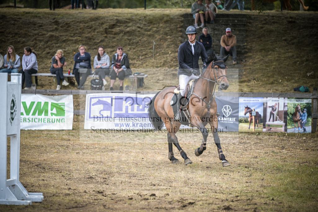 DOS_0329 | Entdecke hochwertige Reitturnierfotos von Foto Oger. Professionell, emotional und authentisch – jetzt Lieblingsmomente im Shop bestellen.Deutschlandweite Turnierfotografie. - Realisiert mit Pictrs.com