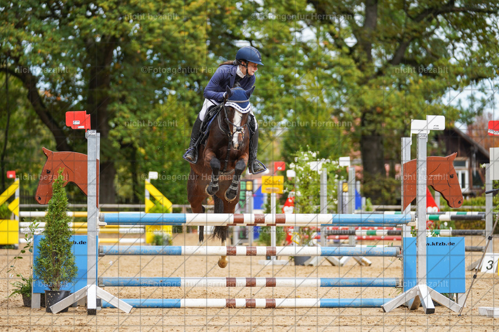 20221009-FAH08636 | Diessen am Ammersee, 2022, Dressur- und Springturnier, Reitsportbilder, Turnierfotografen Bayern, Pferdefotografen, Fotoagentur Herrmann, Turnierbilder