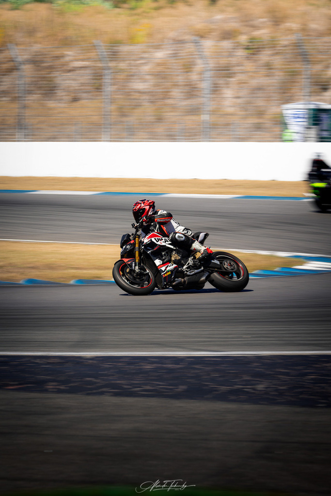 Ducati Trackday Hockenheimring 2026 | Entdecken Sie die faszinierende Welt von Alexander Tschuncky Arts: Kreative Fotografie, atemberaubende Automobilkunst und hochwertiger Bilderdruck. Lassen Sie sich inspirieren! - Realisiert mit Pictrs.com