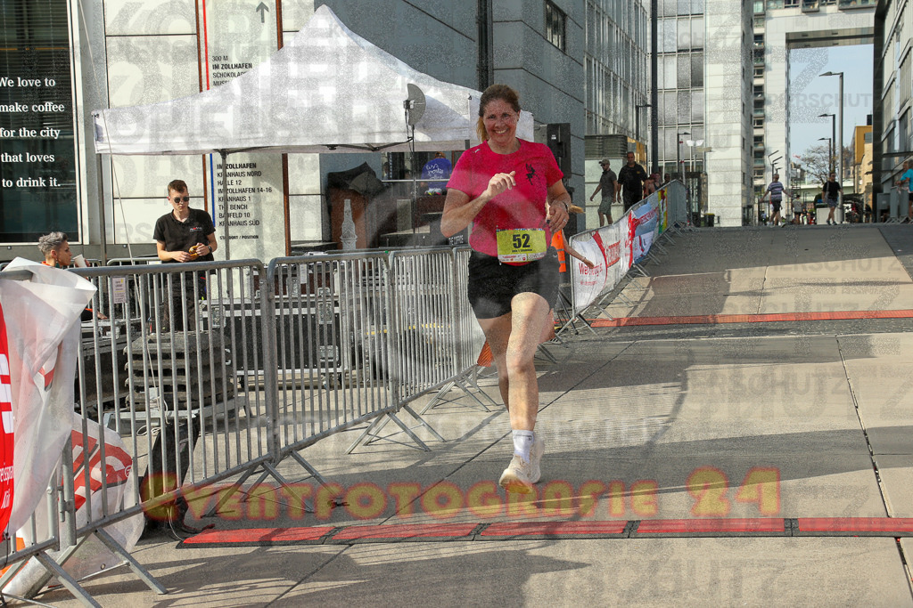 250920_1550_EX1_0742 | Sportfotografie im Rhein-Sieg Kreis, Köln, Bonn, NRW, Rheinland Pfalz, Hessen, etc. Unser Tätigkeitsfeld umfasst den Laufsport vom Volkslauf über den Marathon, Duathlon, Triathon bis zum Ultralauf wie Kölnpfad Ultra oder Schindertrail.