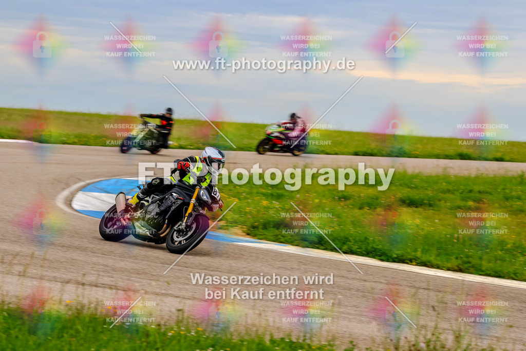 MotoTeam-1661 | Hier findet Ihr Bilder von Touristenfahrten auf der Nürburgring Nordschleife oder von anderen Veranstaltungen die ich besucht habe. Viel Spass beim Durch Schauen 