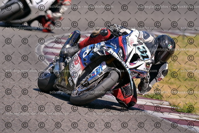 26bt05-0720 | markuskiefer.com - Realisiert mit Pictrs.com