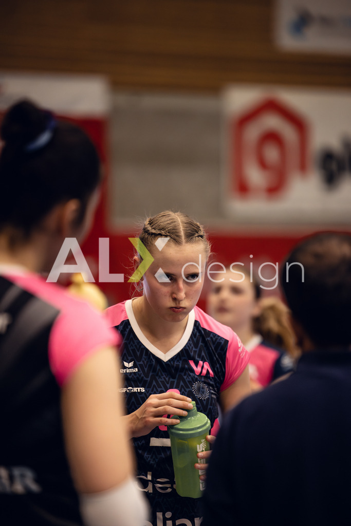 Volleyball I Frauen I Saison 2025-2026 I Volleyball NLA | Women I Round 14 I VC Kanti Schaffhausen - NLZ Volleyball Academy Zürich I 16.01.2026 | Hochwertige Sportfotos kaufen & lizenzieren für Medien, Vereine, Agenturen & Sportler:innen. Entdecke professionelle Sportfotografie im Bildshop von Alexander Franzen. - Realisiert mit Pictrs.com