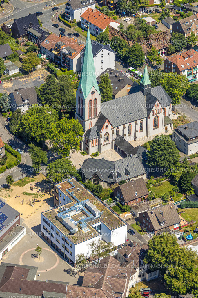 Dortmund220705947 | Luftbild, kath. Kirche St. Remigius, Mengede, Dortmund, Ruhrgebiet, Nordrhein-Westfalen, Deutschland
