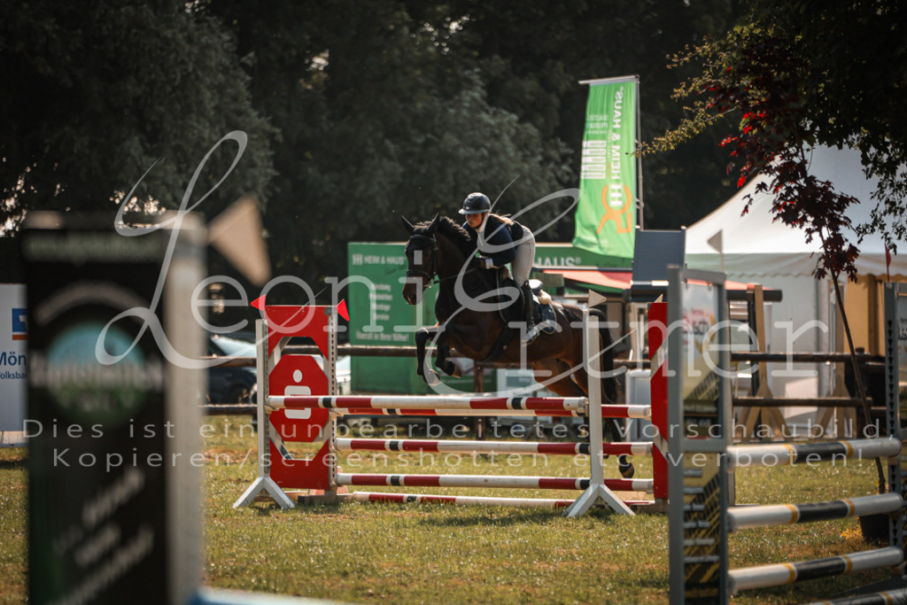 13.FrPfA00115 | Leoni Ertmer Photography - Realisiert mit Pictrs.com