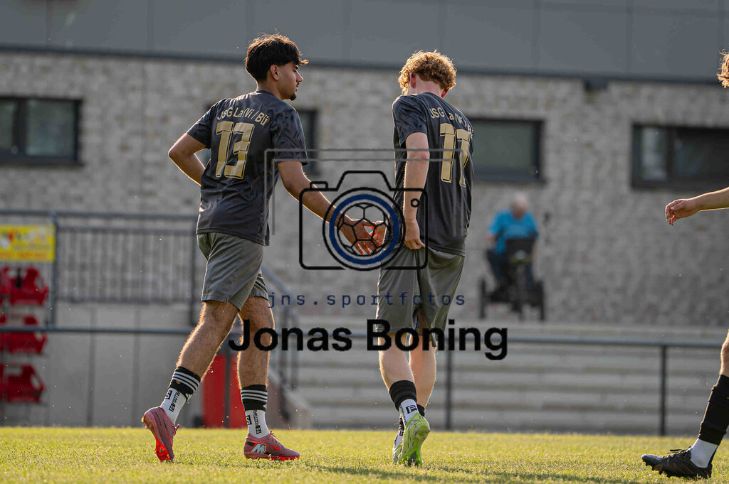 105 Jahre SFN Vechta I U19 Turnier I SFN Vechta - TuS Lutten - JSG ViLaBü I 27641 | jns.sportfotos - Realisiert mit Pictrs.com