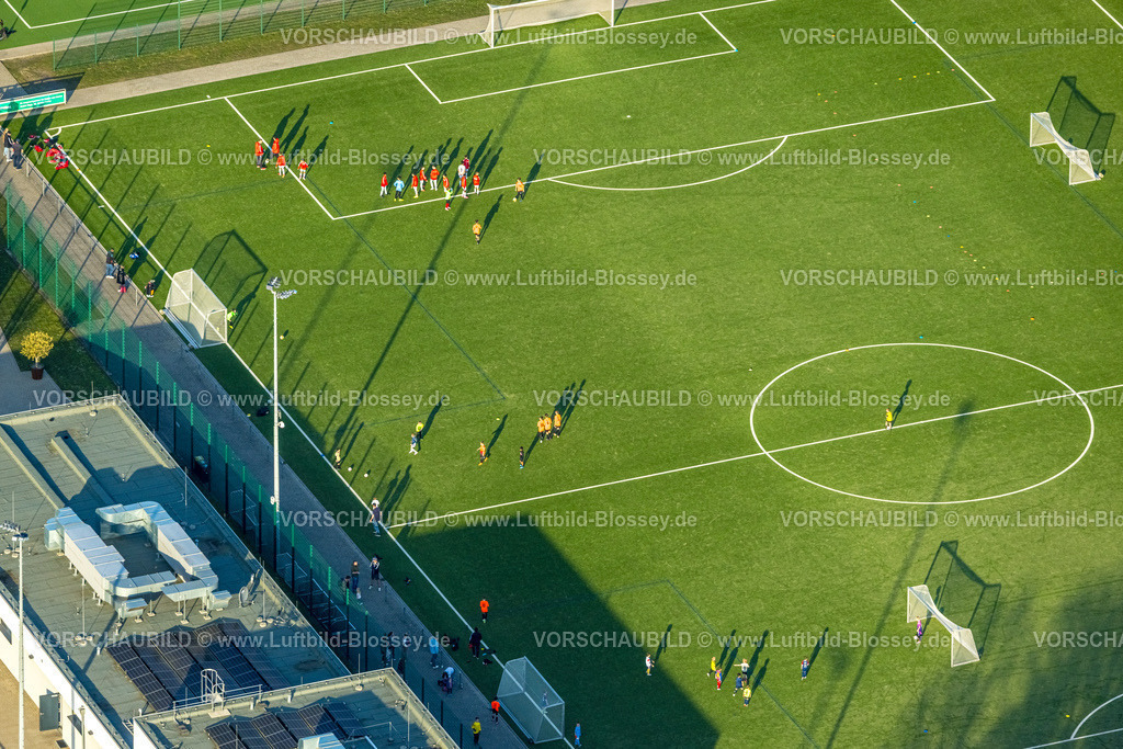 Hamm260203783 | Luftbild, HSC Hammer Sportzentrum, mit Fußballplatz und Tennisanlage, jugendliche Spieler, Stadtbezirk Rhynern, Hamm, Ruhrgebiet, Nordrhein-Westfalen, Deutschland