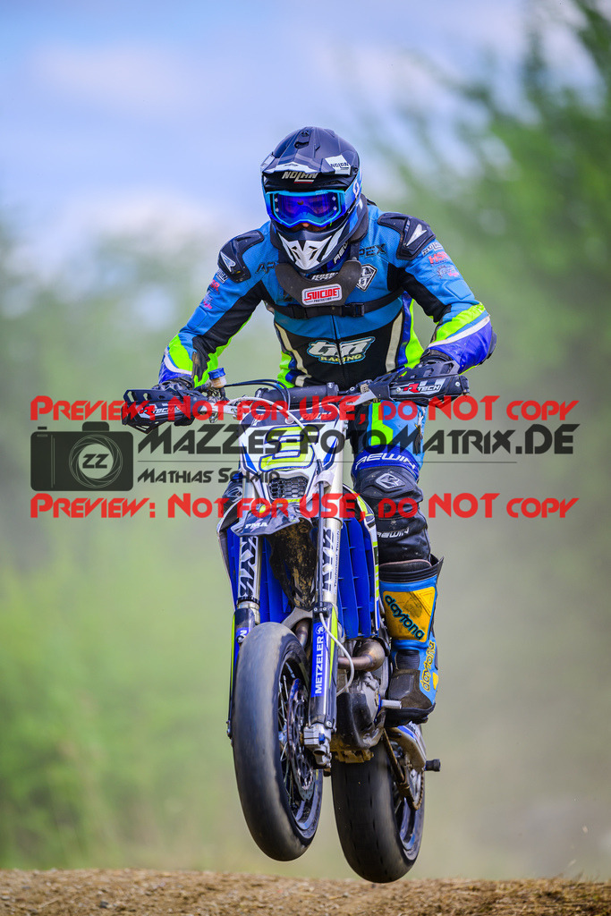 MaZZes_FotoMatrix_240713_6007705_0245 | S3