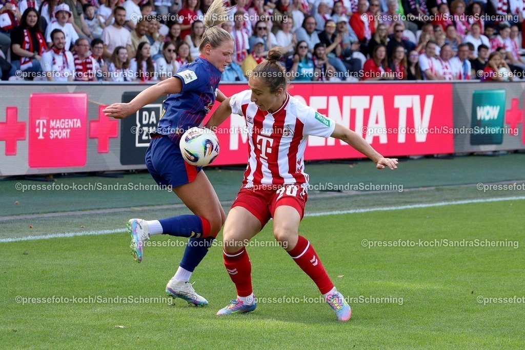 xSSc06092502027 | 05.09.2025, xsscx, Frauen Fuﬂball, 1. FC Koeln - RB Leipzig, 1. Fuﬂball Bundesliga, 01. Spieltag, Franz-Kremer-Stadion, Saison 2025 2026: Marleen Schimmer (RB Leipzig #14) im Zweikampf gegen Sylwia Matysik (1. FC Koeln #20) DFB regulations prohibit any use of photographs as image sequences and or quasi-video. Nordrhein-Westfalen Deutschland