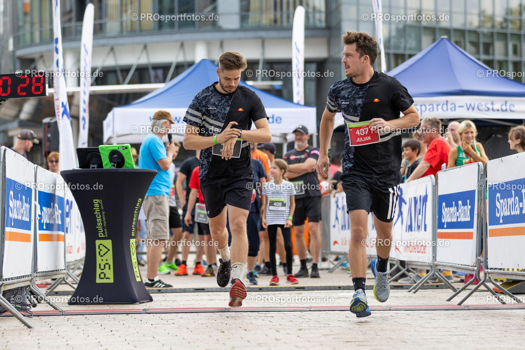KoelnTurm Treppenlauf 2023, 13.08.2023, KoelnTurm Mediapark, Koeln | KoelnTurm Treppenlauf 2023 am 13.08.2023, KoelnTurm Mediapark, Koeln